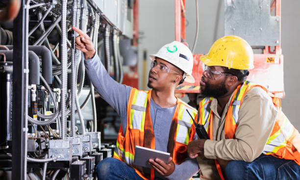 Best Electrical Contractors for Businesses  in Roslyn, PA